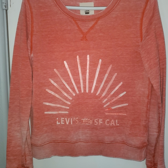 Levi's Coral Top - Picture 2 of 3